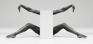 Catchlight Studio - Headless Symmetry